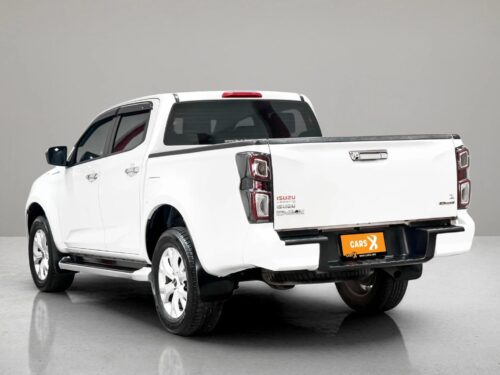 2023-isuzu-d-max-1-9-hi-lander-z-cab-4-1p2873-slide-thumbnail-3