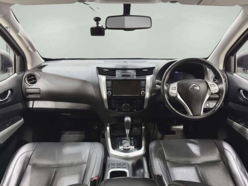 2020-nissan-np300-navara-2-5-calibre-v-double-cab-1p2850-slide-thumbnail-4