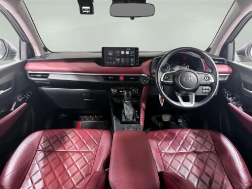 2023-toyota-yaris-ativ-1-2-premium-luxury-1n0158v-slide-thumbnail-4