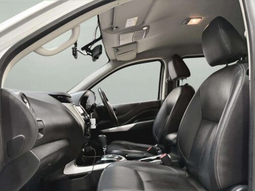 2020-nissan-np300-navara-2-5-calibre-v-double-cab-1p2850-slide-thumbnail-5