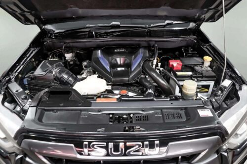 2020-isuzu-d-max-3-0-vcross-m-cab-4-4wd-1p2990-slide-thumbnail-8