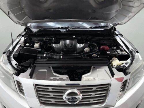 2020-nissan-np300-navara-2-5-calibre-v-double-cab-1p2850-slide-thumbnail-8
