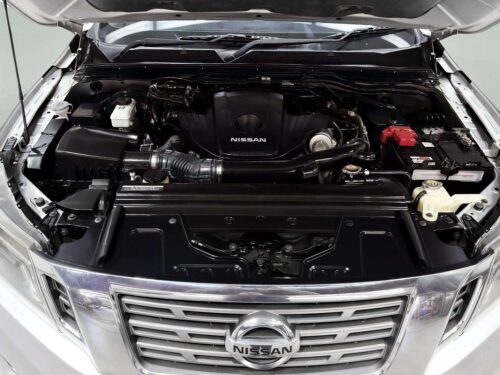 2020-nissan-np300-navara-2-5-calibre-v-double-cab-1t0071-slide-thumbnail-8