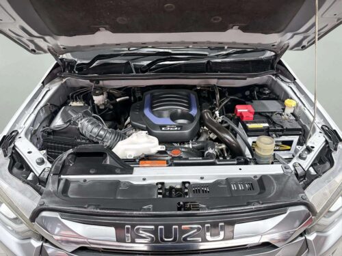 2022-isuzu-d-max-1-9-l-da-cab-4-1p2992-slide-thumbnail-8