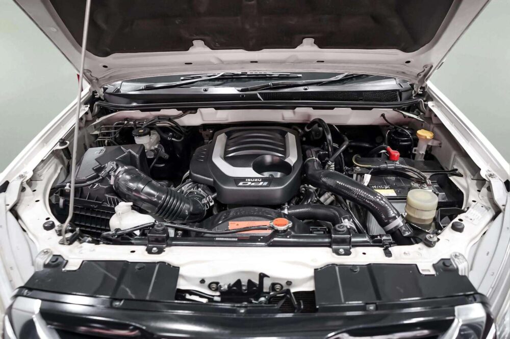 2019 ISUZU MU-X 1.9 THE ONYX  [1P2986] - 9