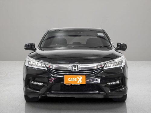 2017-honda-accord-2-0-hybrid-tech-1s1449-slide-thumbnail-1