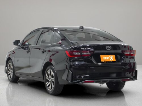2022-toyota-yaris-ativ-1-2-premium-luxury-1p3034-slide-thumbnail-3
