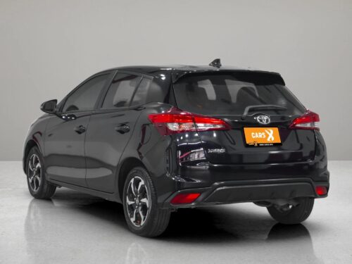 2023-toyota-yaris-1-2-smart-1a0116-slide-thumbnail-3