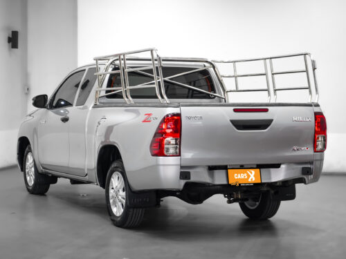 2023-toyota-hilux-revo-2-4-z-edition-entry-smart-cab-1p3029-slide-thumbnail-2