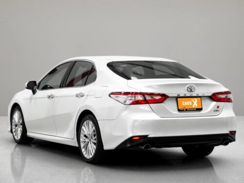 2021-toyota-camry-2-5-g-1c0152-slide-thumbnail-3
