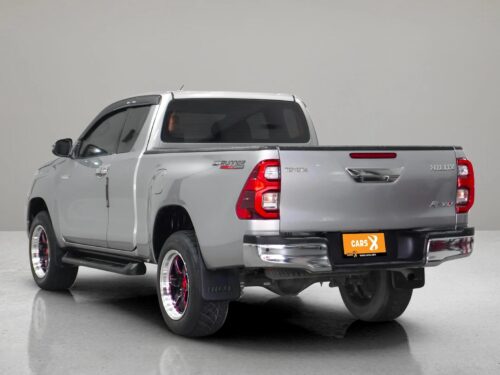 2022-toyota-hilux-revo-2-4-prerunner-mid-smart-cab-1c0150-slide-thumbnail-3