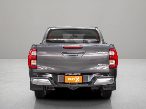 2022-toyota-hilux-revo-2-4-z-edition-mid-double-cab-1a0115-slide-thumbnail-4