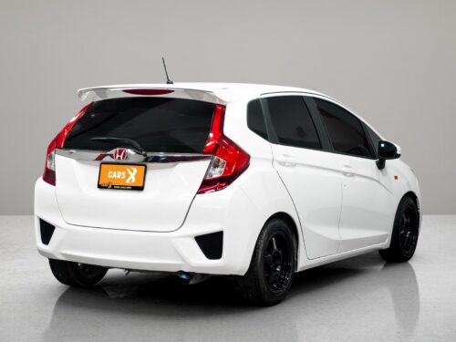 2016-honda-jazz-1-5-s-1a0117v-slide-thumbnail-5