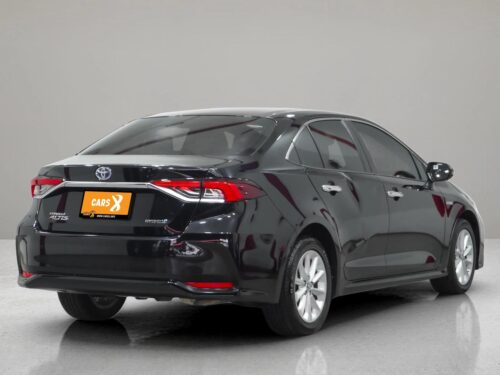 2020-toyota-corolla-altis-1-8-hybrid-entry-1p3041-slide-thumbnail-5