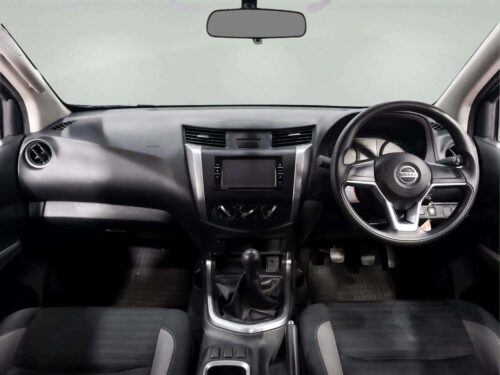 2023-nissan-navara-2-5-sl-king-cab-1t0092-slide-thumbnail-6