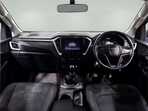 2020-isuzu-d-max-1-9-hi-lander-l-da-space-cab-1n0159-slide-thumbnail-6