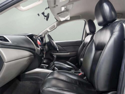 2017-mitsubishi-triton-2-4-gls-plus-double-cab-1c0155v-slide-thumbnail-7