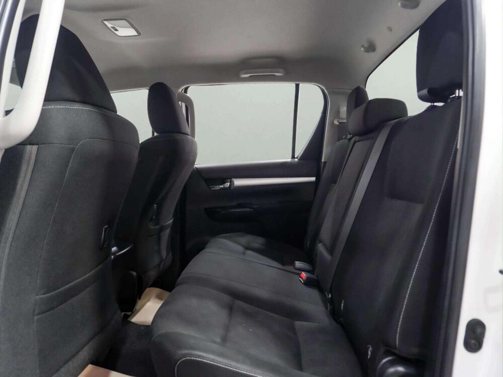 2021 TOYOTA HILUX REVO 2.4 PRERUNNER ENTRY DOUBLE CAB  [1P3017] - 9