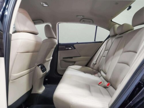 2019-honda-accord-2-0-hybrid-1s1445v-slide-thumbnail-6