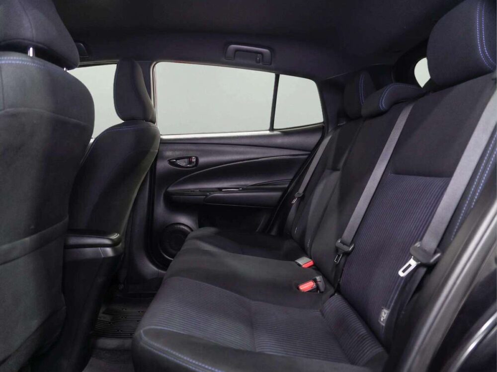 2018 TOYOTA YARIS 1.2 E  [1C0148] - 9