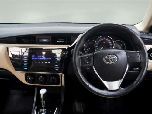 2017-toyota-corolla-altis-1-6-g-1p3024-slide-thumbnail-10