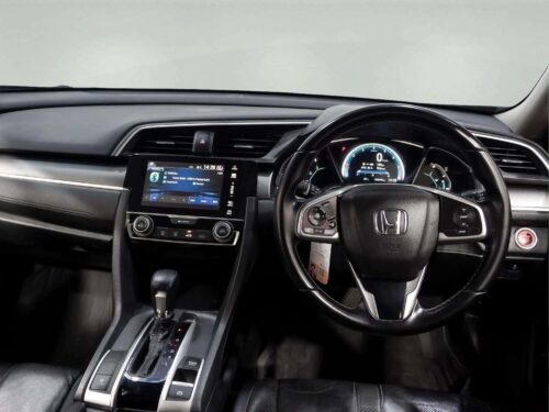 2017-honda-civic-1-8-el-2s0107-slide-thumbnail-9