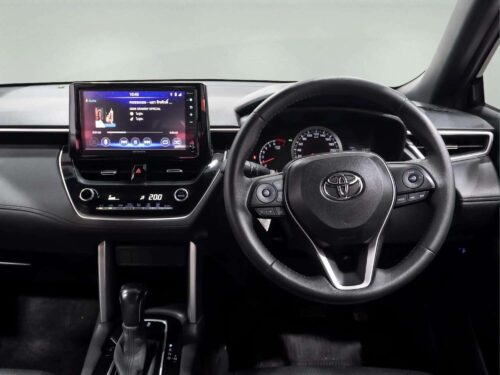 2022-toyota-corolla-cross-1-8-sport-1d0145-slide-thumbnail-8
