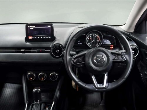 2019-mazda-2-1-3-high-connect-1p3051v-slide-thumbnail-9