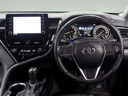 2023-toyota-camry-2-5-sport-1p3032-slide-thumbnail-9