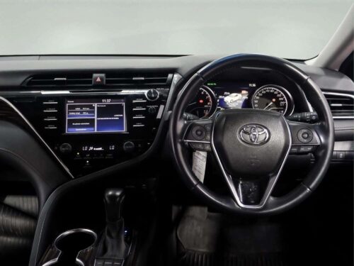2021-toyota-camry-2-5-g-1c0152-slide-thumbnail-9