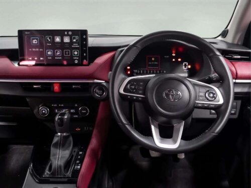 2024-toyota-yaris-ativ-1-2-premium-luxury-1p3050-slide-thumbnail-9