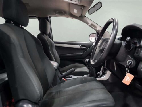 2019-isuzu-d-max-1-9-hi-lander-l-space-cab-1a0119-slide-thumbnail-9