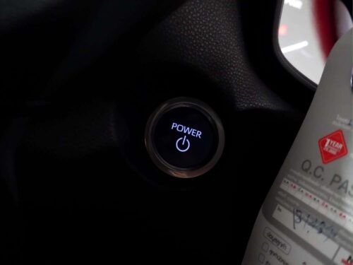 2021-toyota-corolla-cross-1-8-hybrid-premium-1d0144v-slide-thumbnail-14