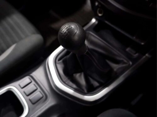 2023-nissan-navara-2-5-sl-king-cab-1p3043-slide-thumbnail-14