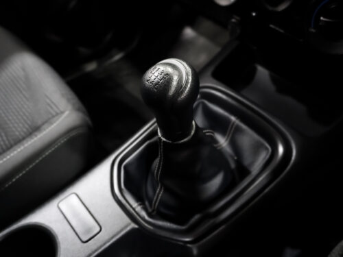 2023-toyota-hilux-revo-2-4-z-edition-entry-smart-cab-1p3029-slide-thumbnail-15