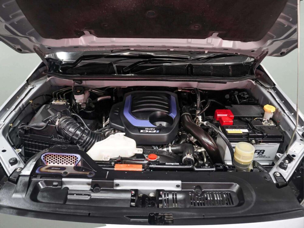 2024 ISUZU D-MAX 1.9 L CAB-4  [1C0142] - 9