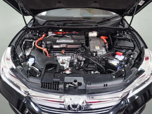 2019-honda-accord-2-0-hybrid-1s1445v-slide-thumbnail-8