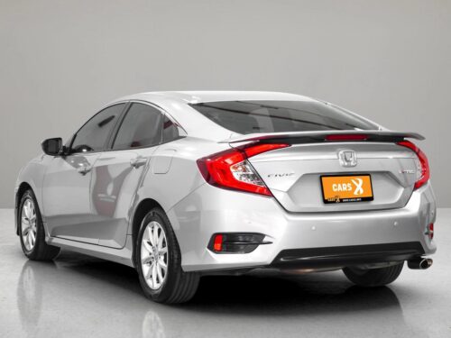 2017-honda-civic-1-8-e-1s1456v-slide-thumbnail-3