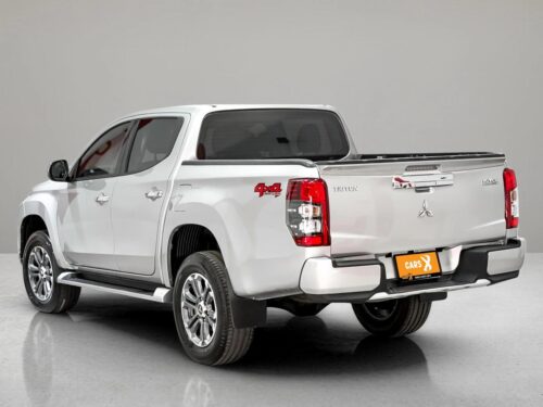 2020-mitsubishi-triton-2-4-gls-double-cab-4wd-1p2835-slide-thumbnail-2