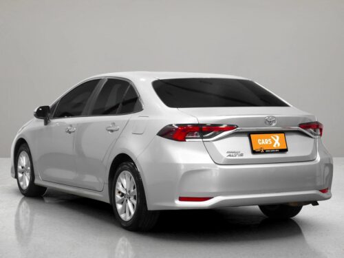 2023-toyota-corolla-altis-1-6-g-1a0123-slide-thumbnail-3