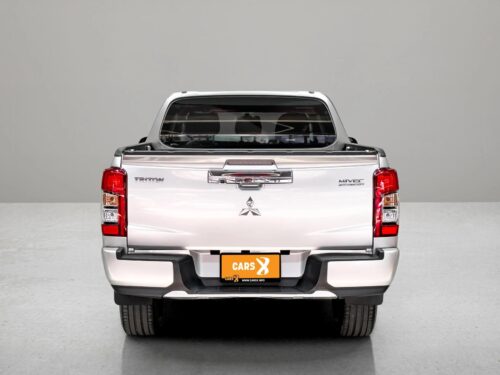 2020-mitsubishi-triton-2-4-gls-double-cab-4wd-1p2835-slide-thumbnail-3