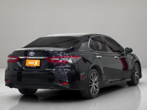 2023-toyota-camry-2-5-hev-premium-luxury-1p3061-slide-thumbnail-5