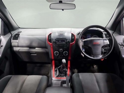 2016-isuzu-d-max-2-5-x-series-z-space-cab-1d0146-slide-thumbnail-6