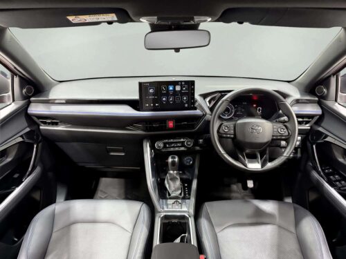 2023-toyota-yaris-cross-1-5-hev-premium-luxury-1p3060v-slide-thumbnail-6