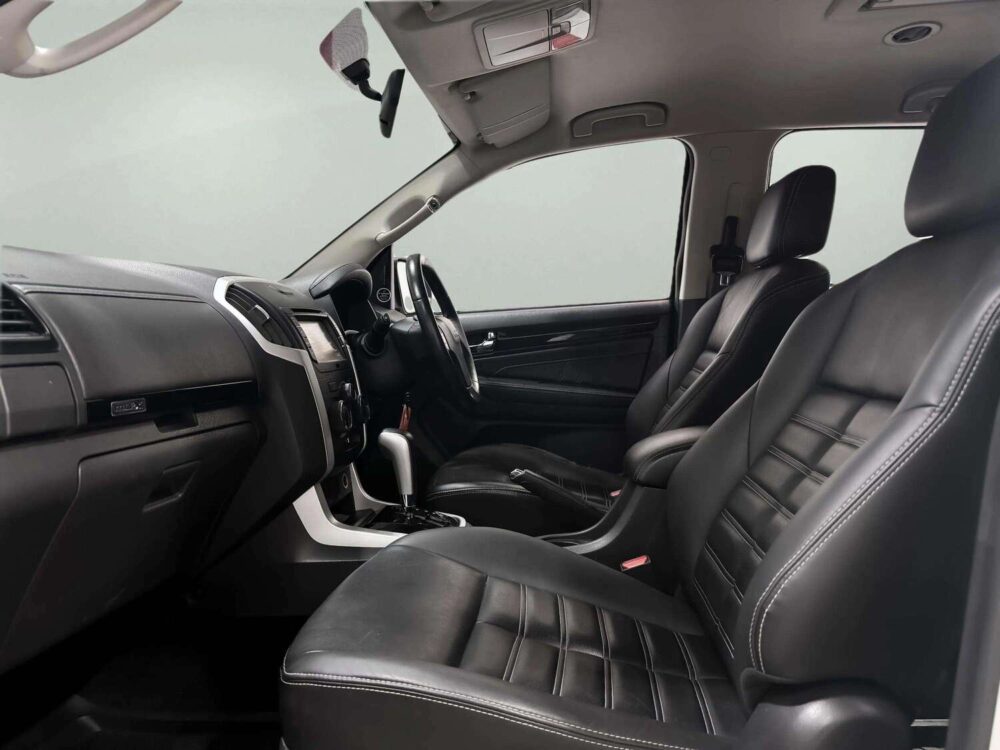 2019 ISUZU MU-X 1.9 DVD  [9D0067] - 6