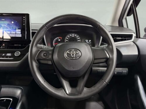 2022-toyota-corolla-altis-1-6-g-1n0164-slide-thumbnail-9