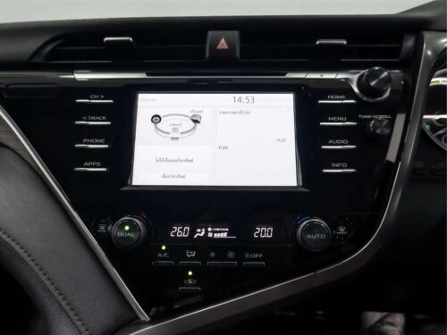 2021-toyota-camry-2-5-hybrid-1t0094-slide-thumbnail-12