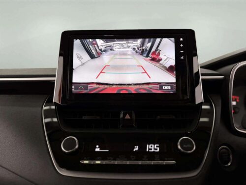 2022-toyota-corolla-altis-1-6-g-1n0164-slide-thumbnail-13
