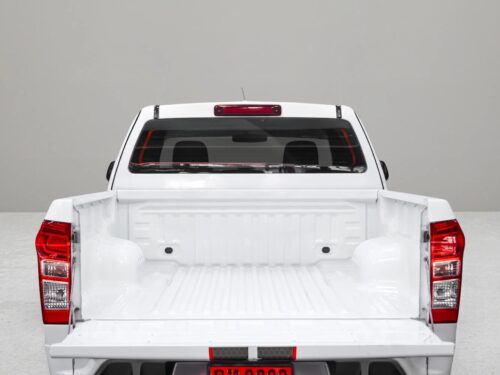 2016-isuzu-d-max-2-5-x-series-z-space-cab-1d0146-slide-thumbnail-16