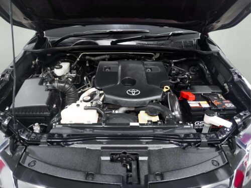 2020-toyota-fortuner-2-4-v-1p3056-slide-thumbnail-17